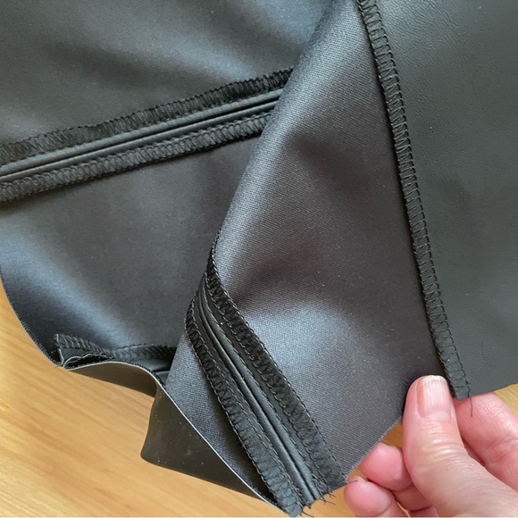 BNWT Express Faux Leather Pencil Skirt, Size S. - Picture 8 of 8